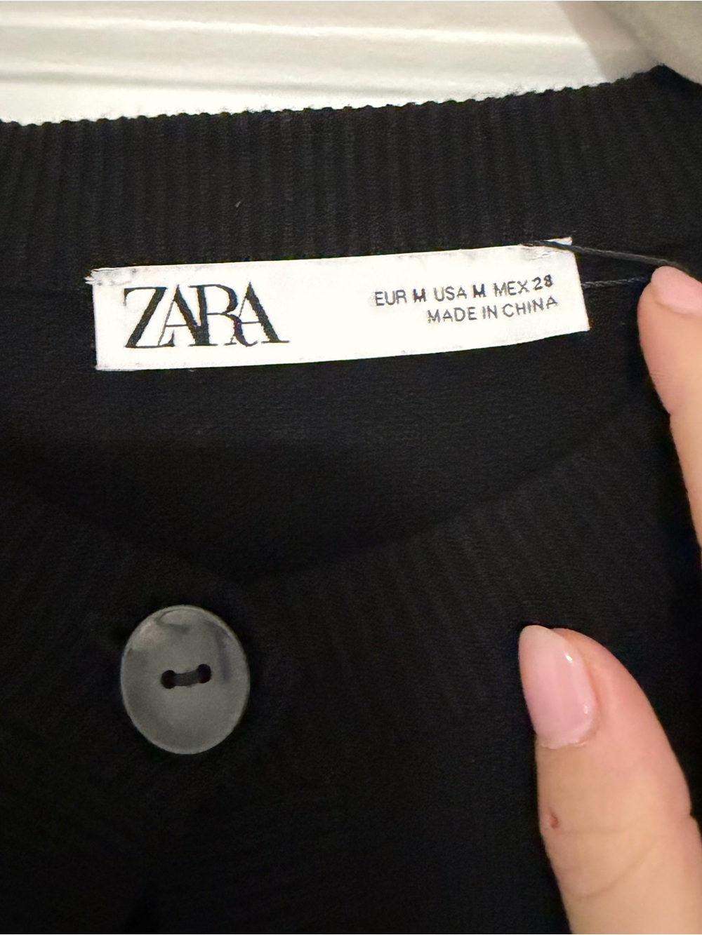 New black cropped Zara cardigan - Picture 4 of 4